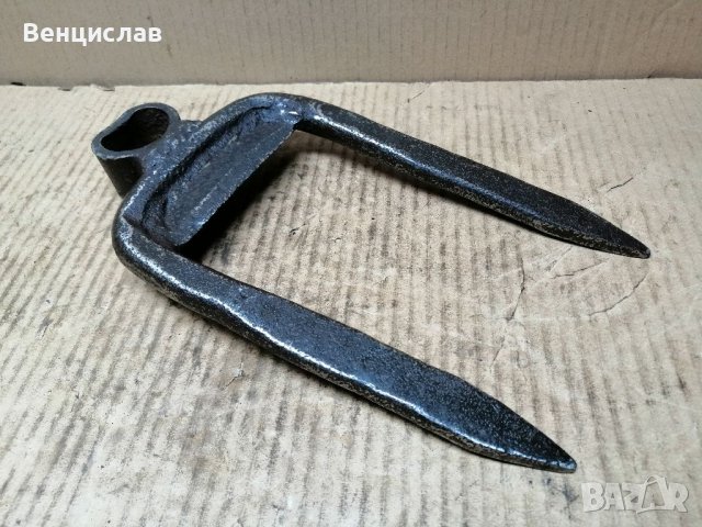 Стар Соц Градински Инструмент / 1,5 кг. , снимка 5 - Антикварни и старинни предмети - 38333040