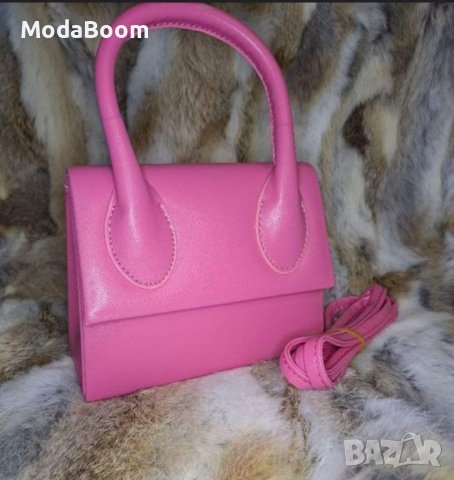 Дамска чанта, снимка 4 - Чанти - 39656355