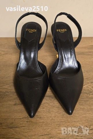 Fendi дамски страхотни обувки с интересен ток от естествена кожа , снимка 7 - Дамски обувки на ток - 53892261