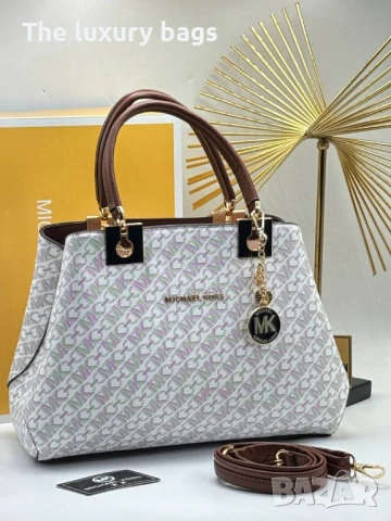 Стилна дамска чанта , снимка 4 - Чанти - 50966884