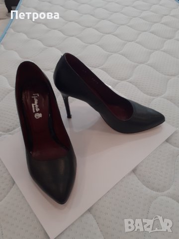 Дамски обувки с висок ток