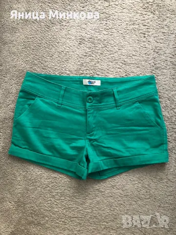 Дамски къси панталони