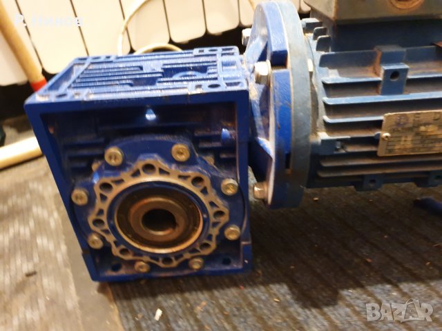 Монофазни ел.двигатели/електромотори/електродвигатели 0.75kW 35 -45 rpm, снимка 4 - Електродвигатели - 29278071