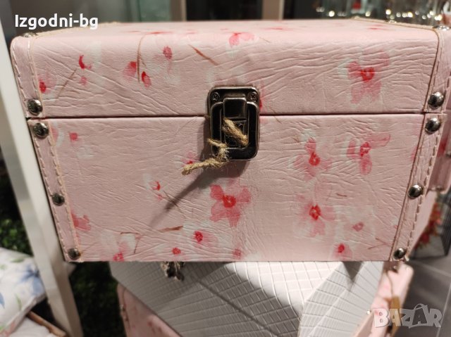 Розова кутия за бижута, снимка 3 - Други - 36793624
