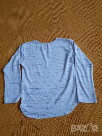 Две блузки за момиченце на възраст 8-9 години + подарък , снимка 3 - Детски Блузи и туники - 49371950