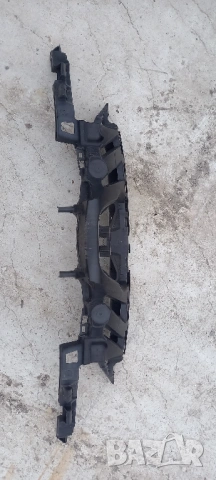 Основа предна броня Peugeot 308, снимка 4 - Части - 53578755