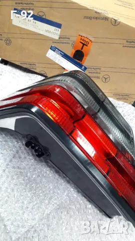 A1248208564**NEU**Mercedes-Benz**W124**Стоп**Ляв**REITTER & SCHEFENACKER**