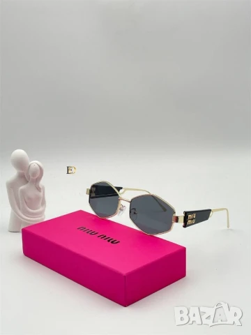 очила с калъф и кутия miu miu versace , снимка 11 - Слънчеви и диоптрични очила - 50574363