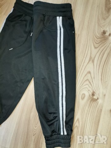 Дамско долнище TERRANOVA, size XS/S, дължина 3/4, лъскаво със сребърен кант, плътно, много запазено, снимка 3 - Спортни екипи - 35078099