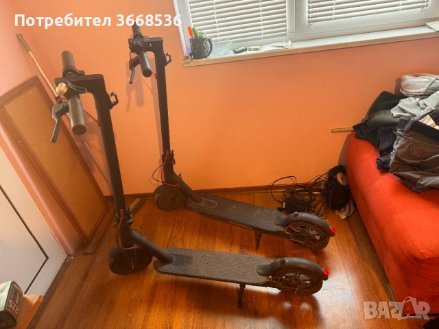 Два броя тротинетки Xiaomi