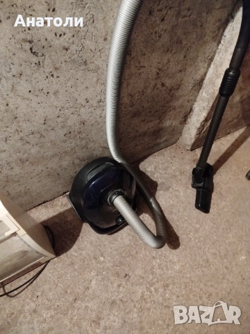 Продавам две прахосмукачки , снимка 4 - Прахосмукачки - 52814600
