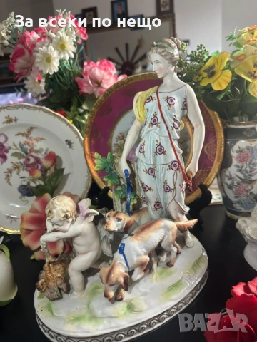 Sitzendorf Germany  Circa 1904 “ Дамата с херувим и куче” Код P2253, снимка 3 - Колекции - 54241563