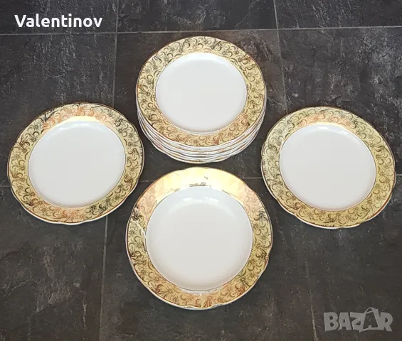 Старинен комплект от 13 фаянсови чинии- Sarreguemines- Франция