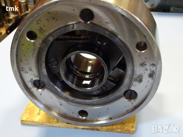 Клинозатегателен патронник КП-250/60, снимка 7 - Резервни части за машини - 42222199