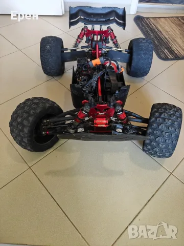 ARRMA Kraton 6S V6 EXB (Extreme Bash) – Топ състояние (Внос Германия) / Бартер за DJI дрон, снимка 3 - Електрически играчки - 55822780
