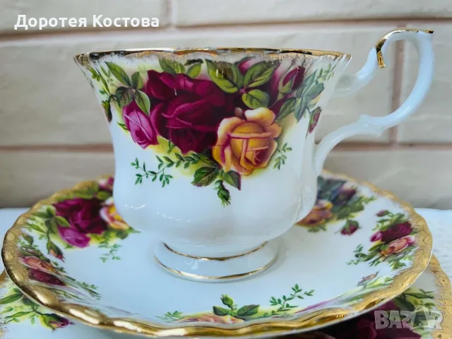 ROYAL ALBERT Красив троен сет за чай или дълго кафе от Англия , снимка 2 - Антикварни и старинни предмети - 56014684