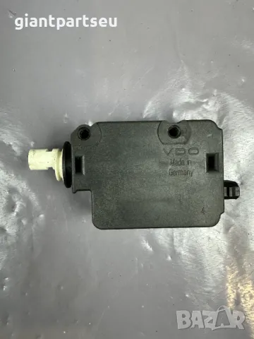 Машинка Резервоар за БМВ BMW E39 8352168, снимка 3 - Части - 49460078