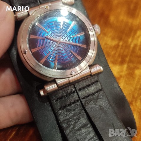 Продавам часовник cuess, снимка 5 - Дамски - 42358775