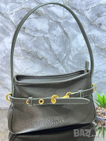 чанти Miu Miu , снимка 5 - Чанти - 50571407