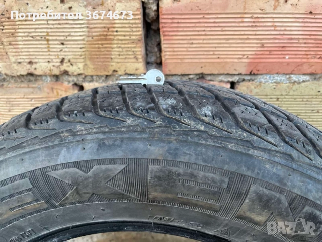 Зимни гуми Nexen 255/60R17, снимка 3 - Гуми и джанти - 52296796