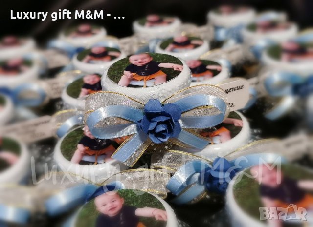 Подаръци за гости - бурканче с мед или свещ със СНИМКА