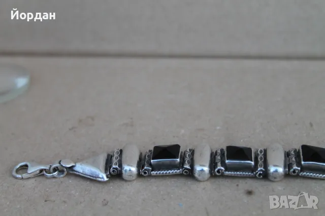 Дамска сребърна гривна с оникс, снимка 11 - Гривни - 50209898