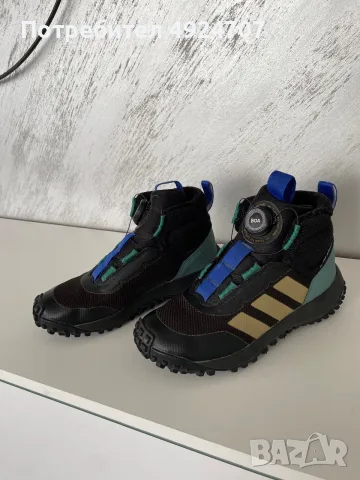 Детски боти Adidas , снимка 2 - Детски боти и ботуши - 55737159