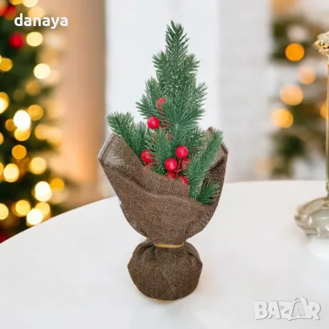 5318 Коледна украса елхичка в подаръчно чувалче, 33 см