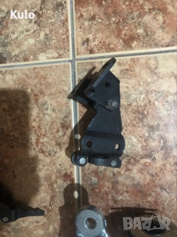 централна панта плъзгаща врата за JUMPY 06.94-01, снимка 2 - Бусове и автобуси - 39185270