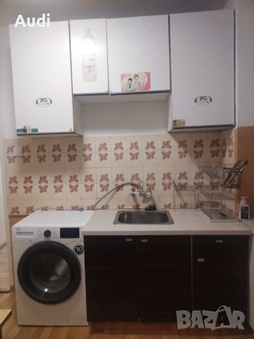 Собственик продава гарсионера в саниран блок. След освежителен ремонт., снимка 2 - Апартаменти - 52579025