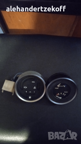 Прибор за температура гориво и моментен разход за Вартбург и Баркас