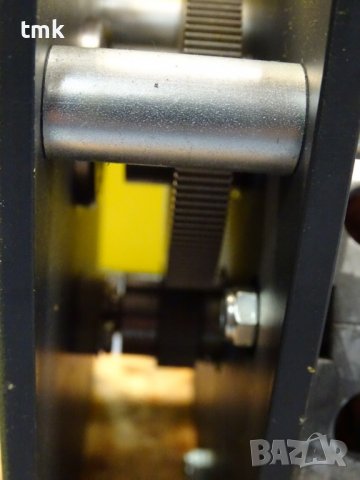 Мотор-редуктор за телоподаващо устройство ESAB 12V, снимка 10 - Електродвигатели - 36983195