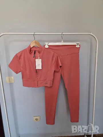 Страхотен дамски сет OYSHO размер XL /L , нов с етикет