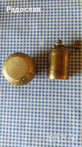 Стара мелничка за подправки , снимка 5 - Аксесоари за кухня - 42120471