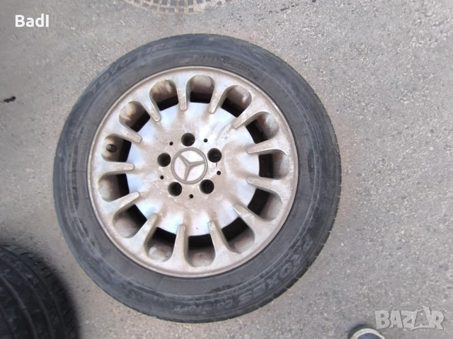 16 джанти мерцедес, снимка 2 - Гуми и джанти - 54093546