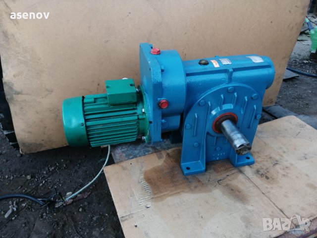 Червячен редуктор , снимка 5 - Други машини и части - 42498563