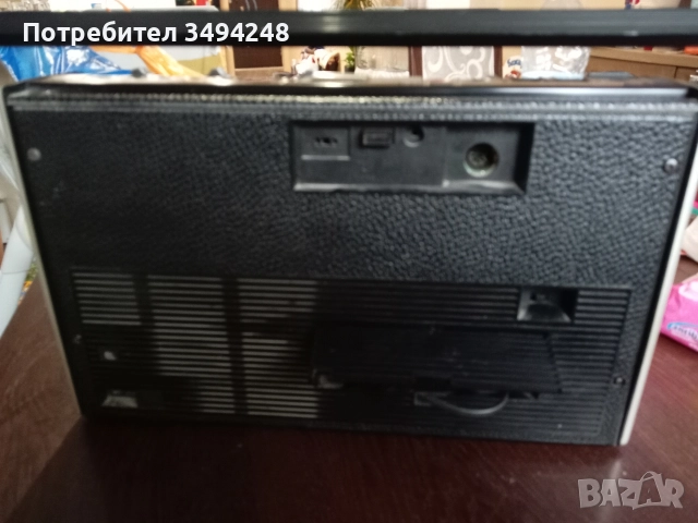 Касетофон Grundig, снимка 4 - Радиокасетофони, транзистори - 51492761