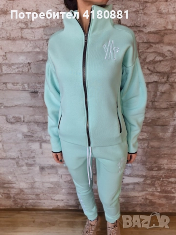 Ватирани дамски екипи Moncler, снимка 10 - Спортни екипи - 52367852