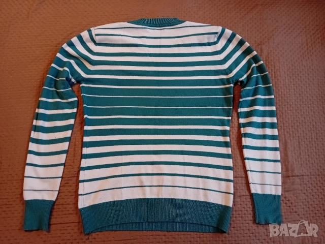 Дамски пуловер, снимка 2 - Блузи с дълъг ръкав и пуловери - 52348725