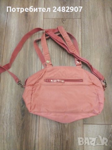 Дамска спортна чанта "Esprit" , снимка 2 - Чанти - 37650473