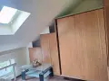 Обзаведено таванско ателие със собствена баня и включени консумативи Център до метро Сердика, снимка 4