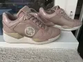 Оригинални дамски кецове Guess, снимка 2