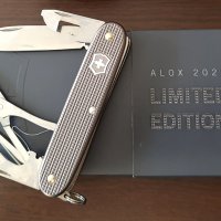 Victorinox Pioneer X Alox Limited Edition 2022, снимка 1 - Ножове - 39064857
