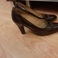 Дамски обувки винтидж, снимка 2 - Дамски обувки на ток - 31048547