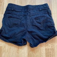 Дамски къси панталонки H&M , снимка 4 - Къси панталони и бермуди - 32073383