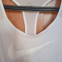 Спортен потник Nike , снимка 4 - Спортни екипи - 38264774