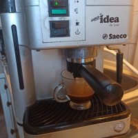 Кафе машина Саеко с ръкохватка с крема диск, работи перфектно и прави хубаво кафе с каймак , снимка 2 - Кафемашини - 37448022