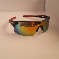 Страхотни спортни очила, снимка 1 - Слънчеви и диоптрични очила - 36898408