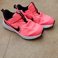 Детски маратонки NIKE , снимка 3 - Детски маратонки - 42589918