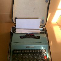 пишеща машина olivetti lettera 32, снимка 2 - Антикварни и старинни предмети - 44493042